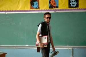 Lehrer Dunne (Ryan Gosling) gilt bei seinen Schülern als cool