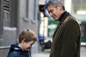 Seltene Begegnung: Henry (Austin Williams) mit Vater Michael Clayton (George Clooney)