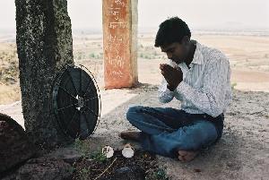 Anup Jagdale betet für die Filmrolle