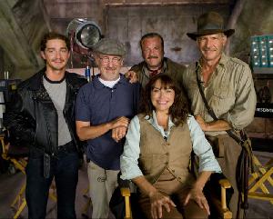 Steven Spielberg und die Stars von Indiana Jones 4