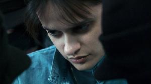 Luisa Williams als Selbstmordattentäterin