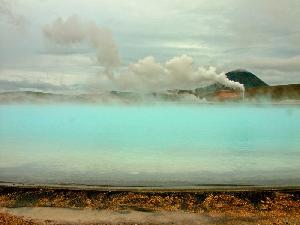 Rauch und Nebel über Island